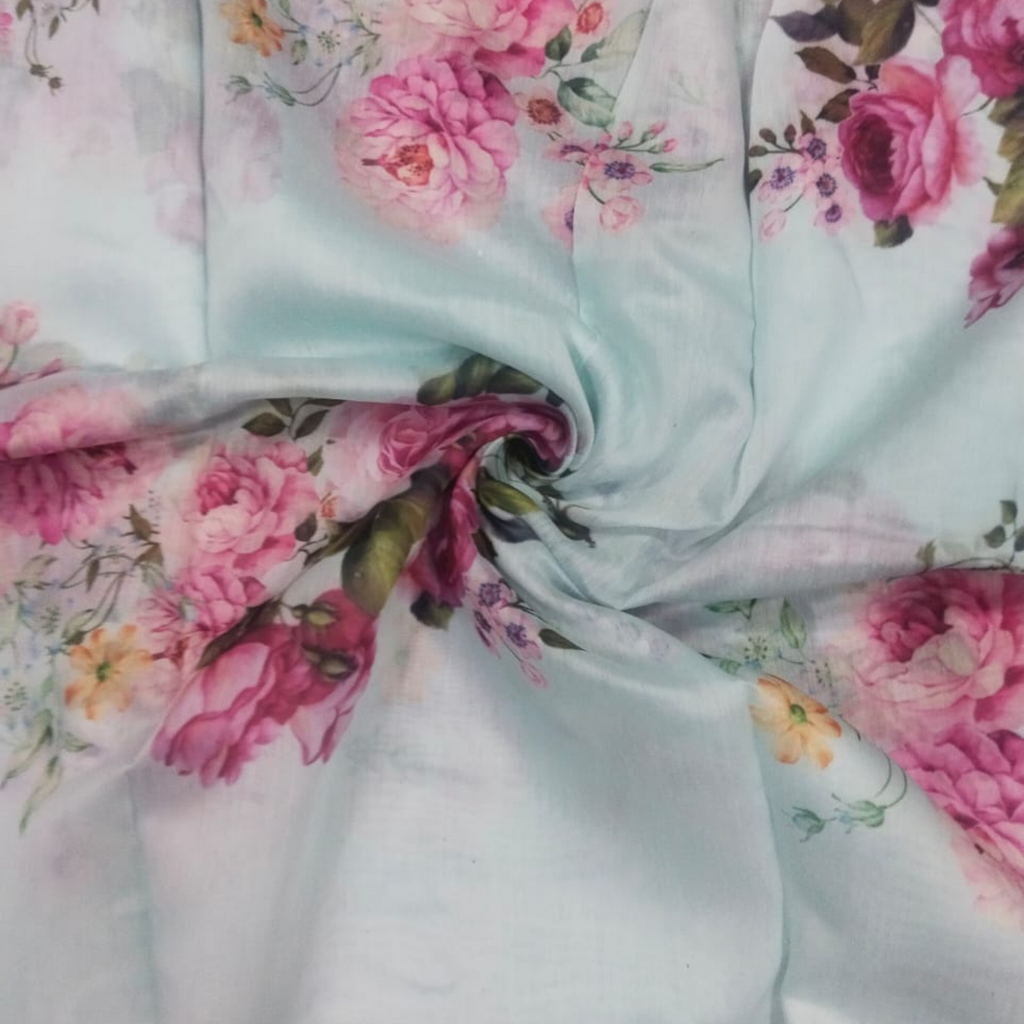 Blooming Petals: Georgette Fabric adorned with Floral Patterns