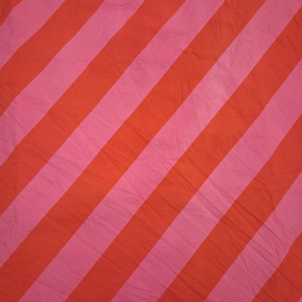 Diagonal Stripes Print in Red & Pink on Pure Cotton Poplin OM PK 250